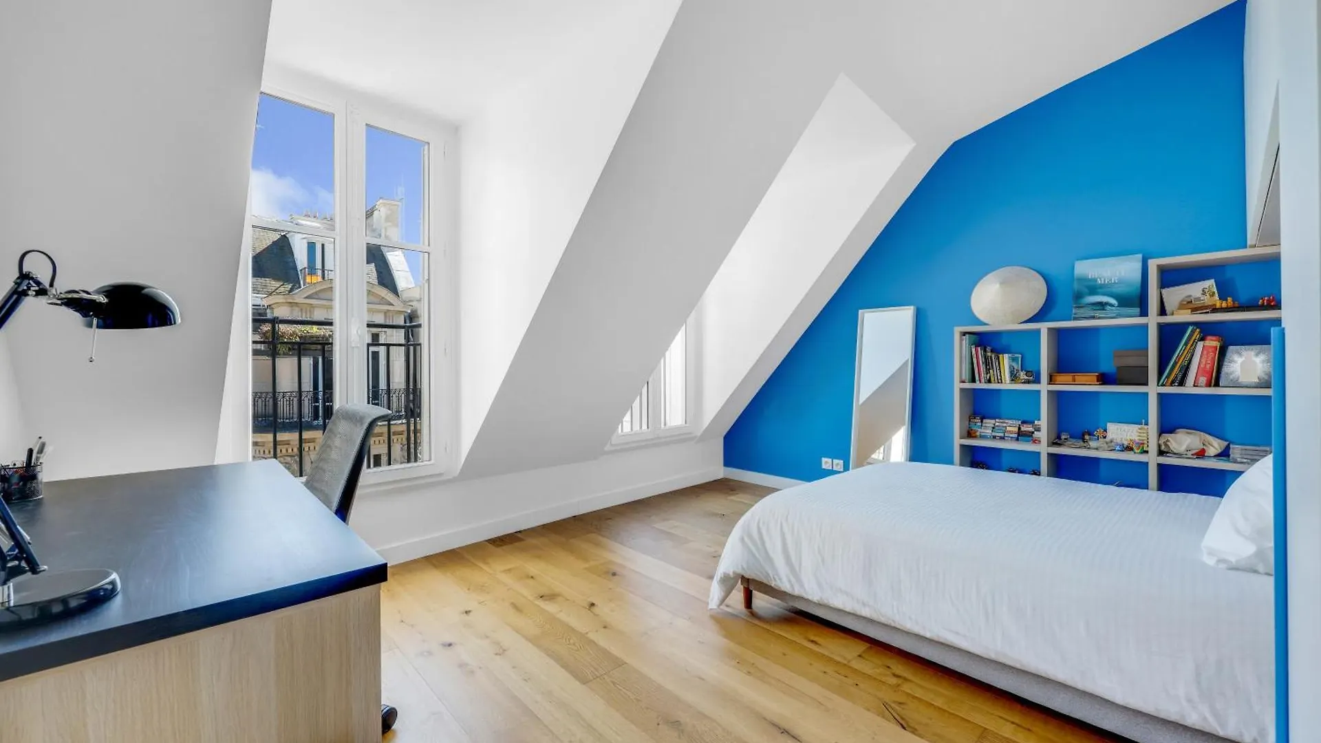 Luxueux Duplex Elysees 240M2 Paris France