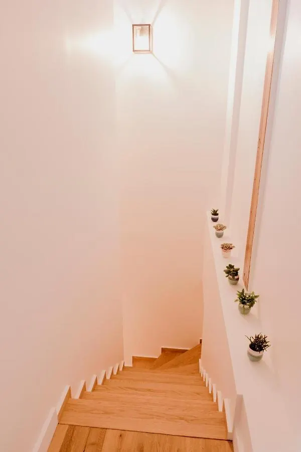 דירה פריז Luxueux Duplex Elysees 240M2 צרפת